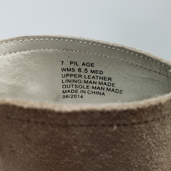 Kenneth Cole Reaction Pil-age Ankle Booties Tan Suede Back Zip Tassels Size 6.5 - Picture 4 of 11